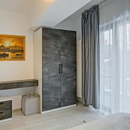 Apartment Charming Oasis Bucharest