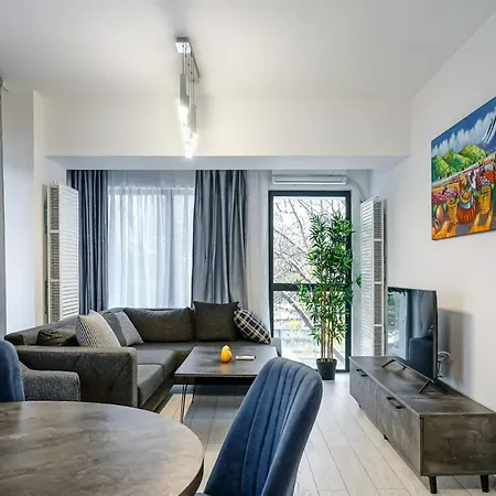 Charming Oasis Apartment