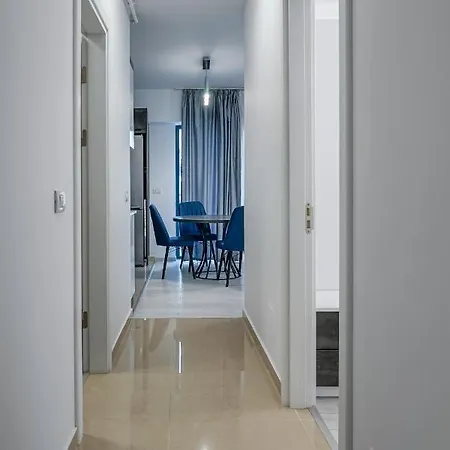 Apartment Charming Oasis